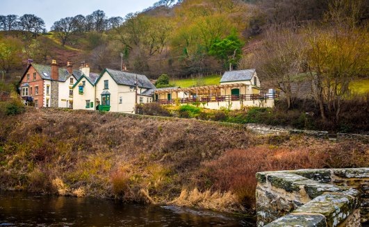 pub_from_bridge_winter.jpg